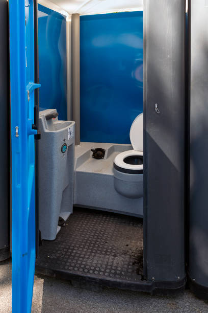 Affordable portable toilet rental in Cloverdale, IN